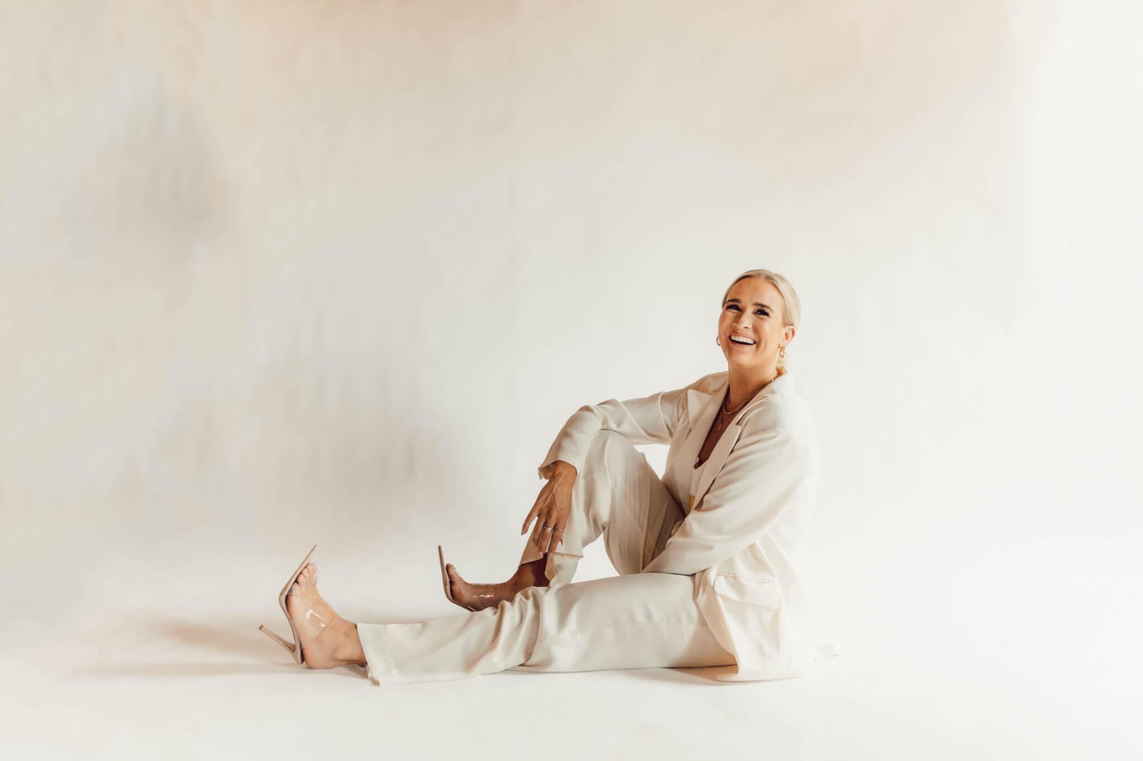 From Broke to Millionaire with Chloe Elise