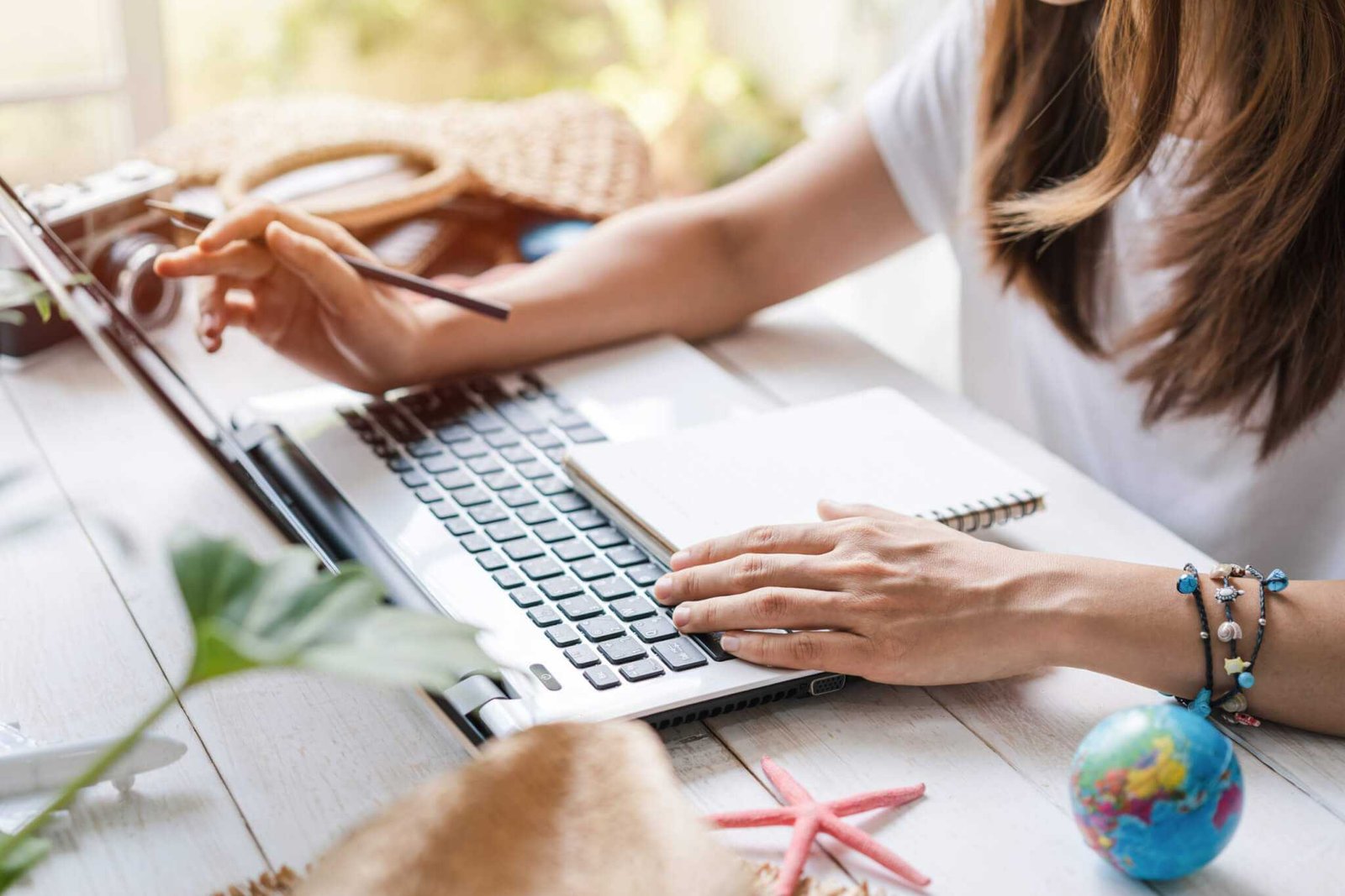 Booking Last Minute Travel Deals? Beware Of AI Scams