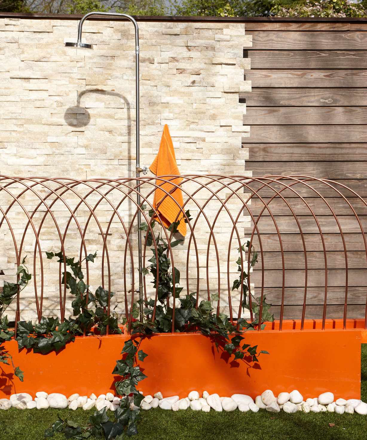 Trellis ideas with modern metal design