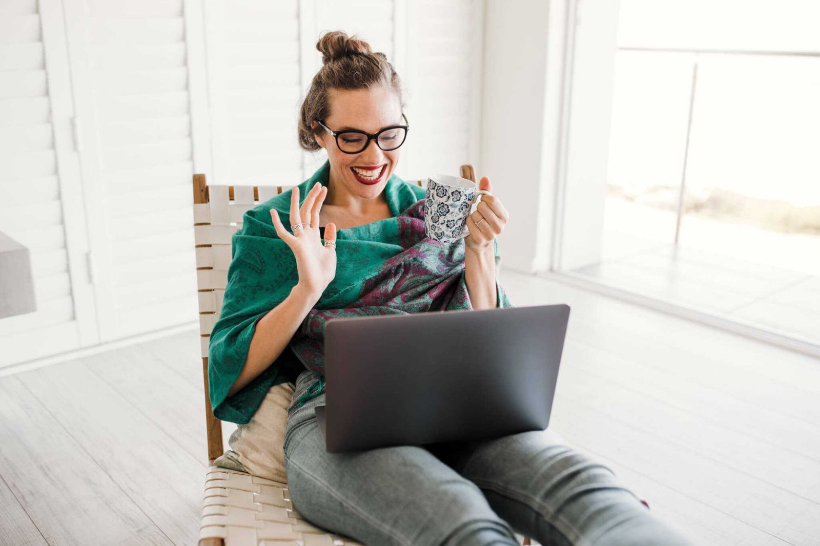 5 Places To Find Work From Home Jobs For Moms