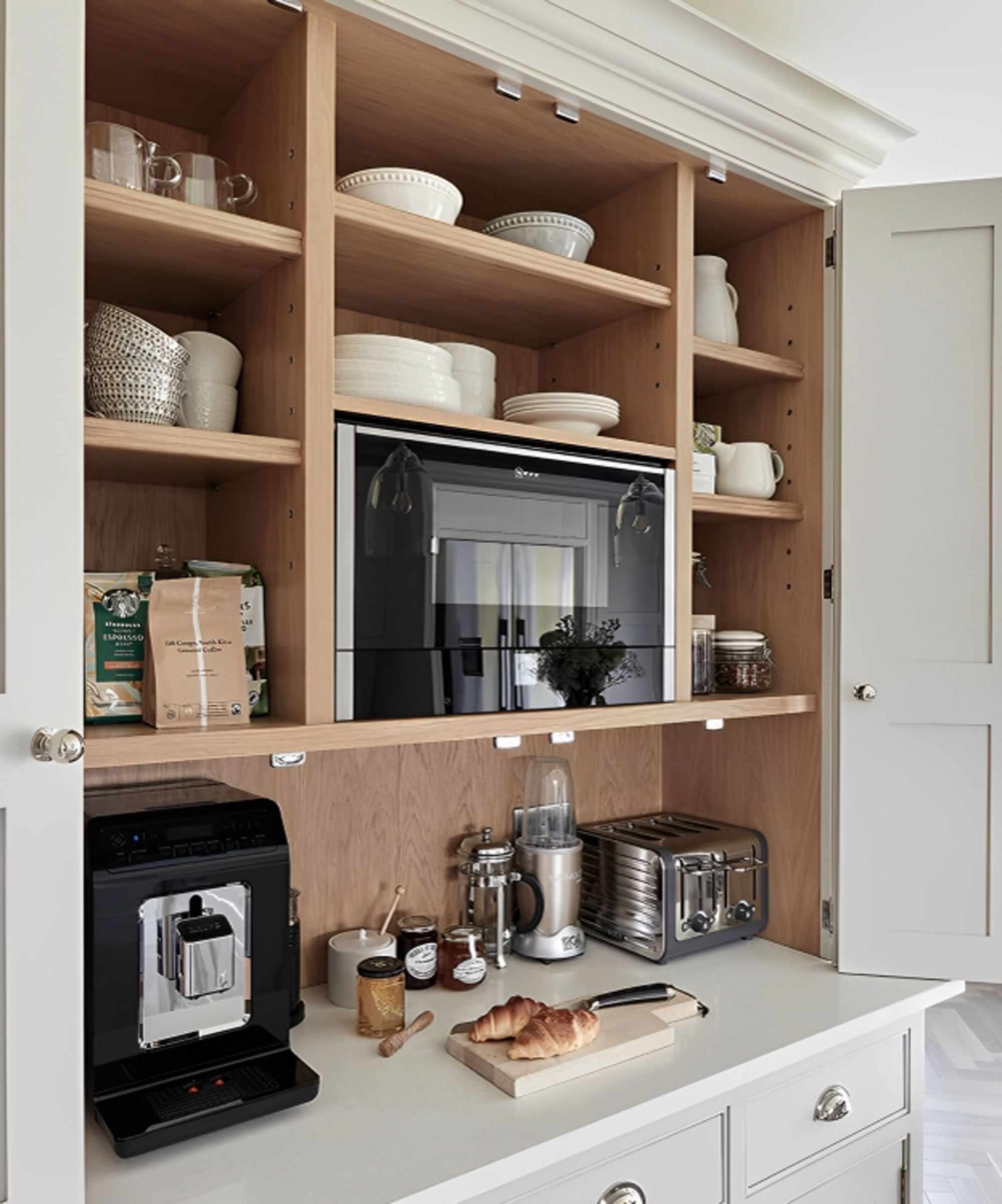 kitchen with appliances