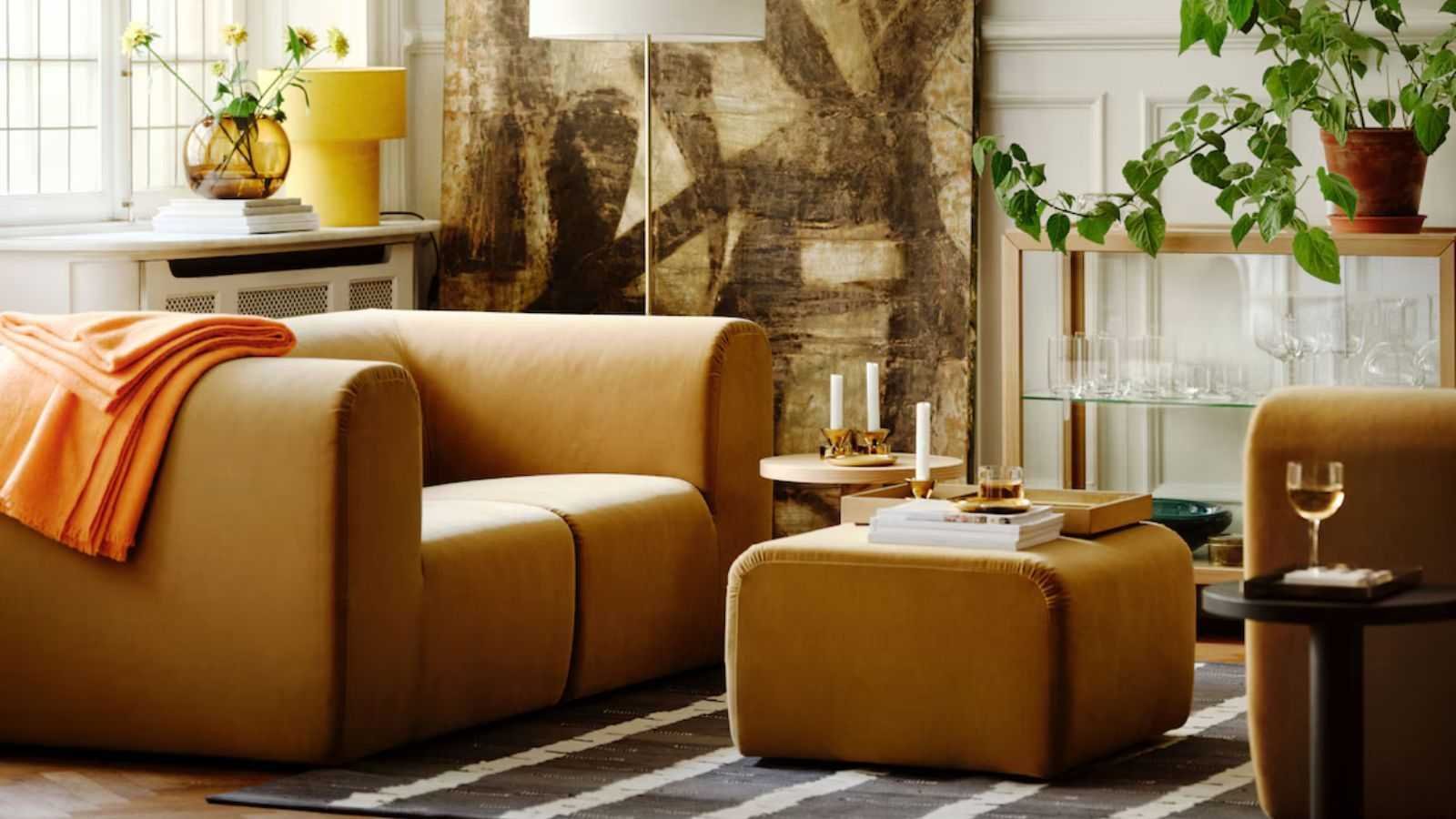 No, not crushed gray velvet – 7 outdated '00s trends making a comeback in 2025
