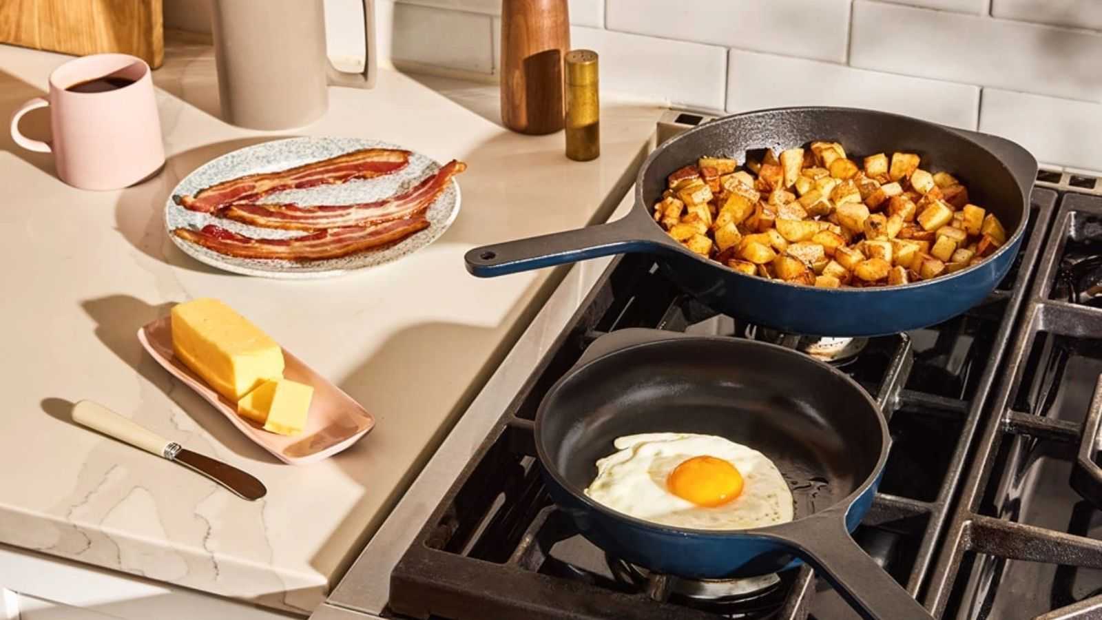 The Caraway 8" Enameled Cast Iron Mini Skillet Makes Perfect Skillet Cookies And Doesn't Need Seasoning – But It’s Not Flawless