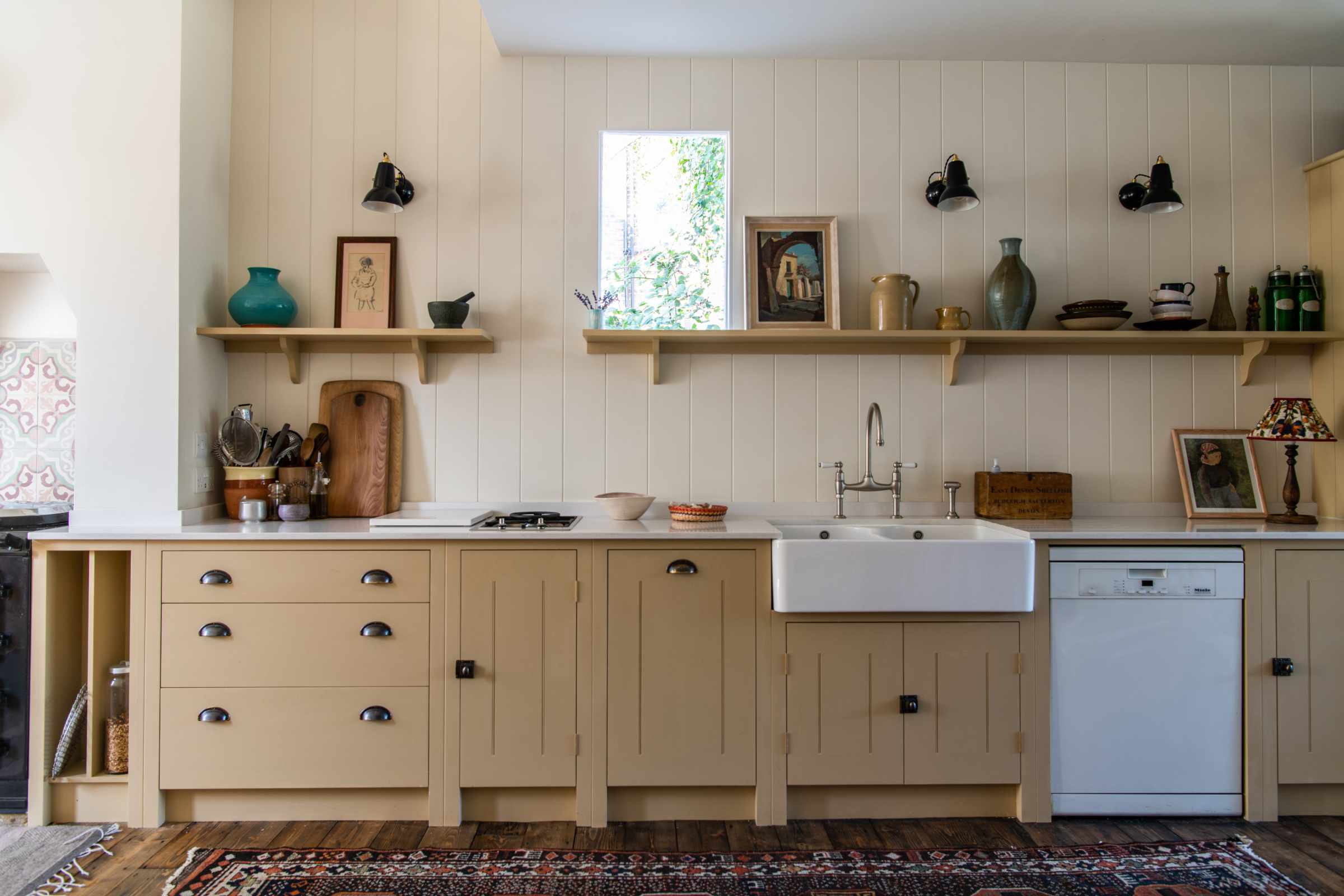 One-wall kitchen in neutral colors