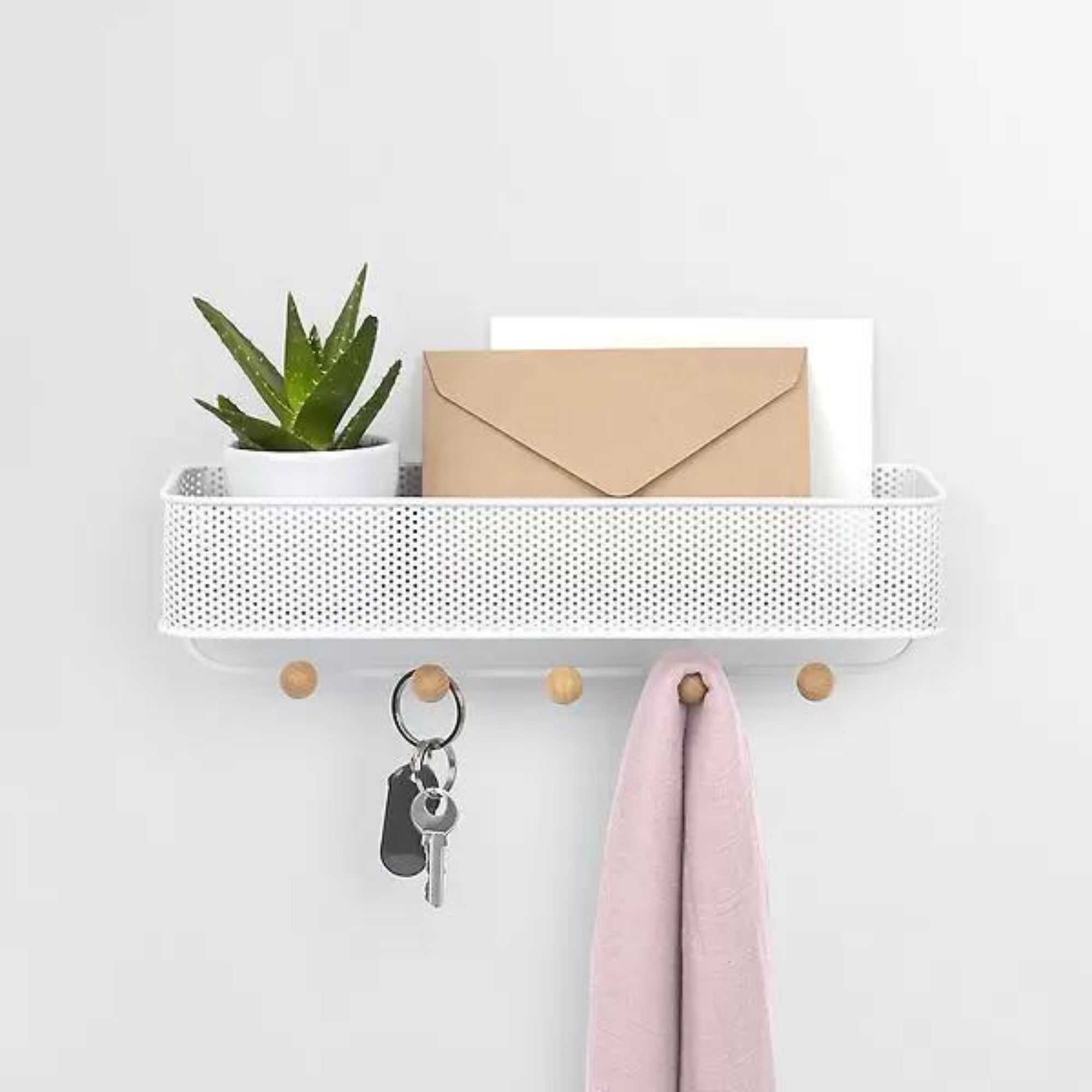 Wall storage
