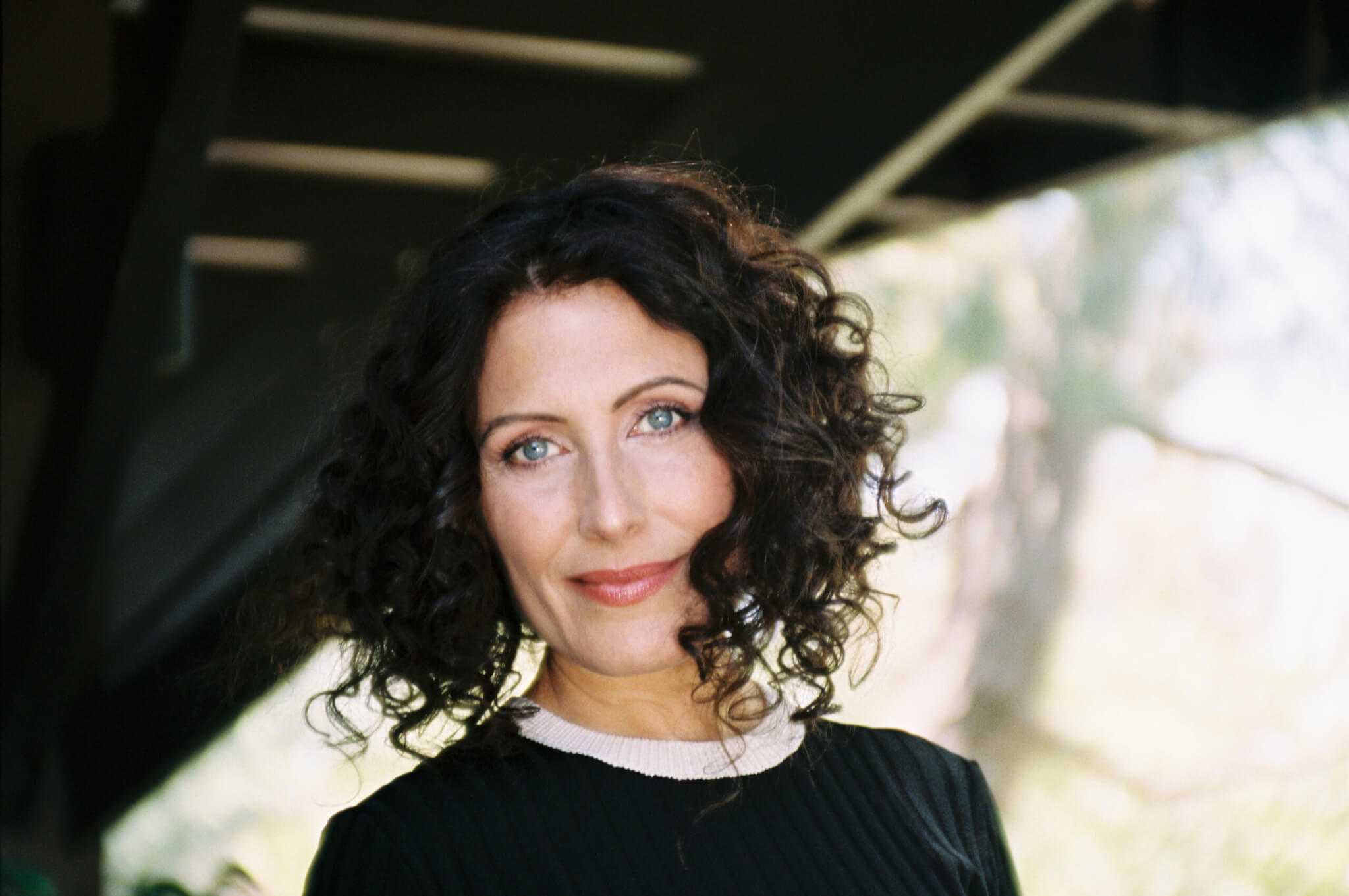 Actor Lisa Edelstein On Creative Expression — On Screen and Off