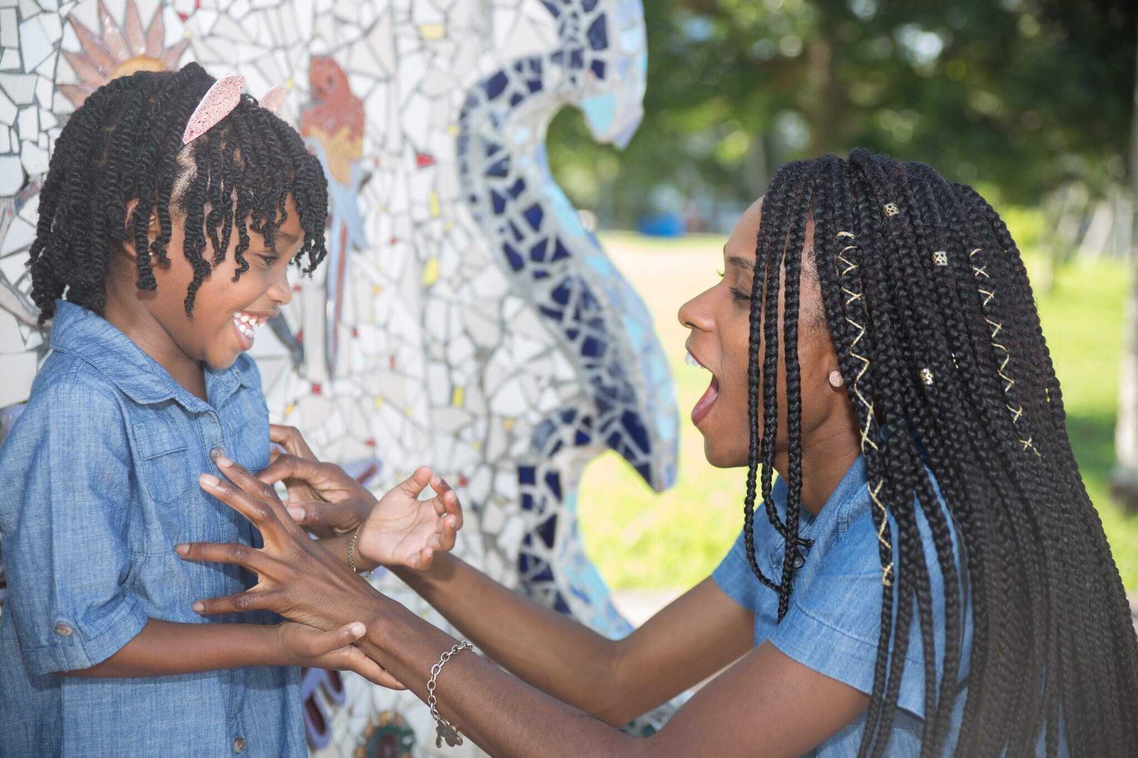 Invest In — and With — Your Daughters: 5 Ways to Buy Stocks for The Girls in Your Life