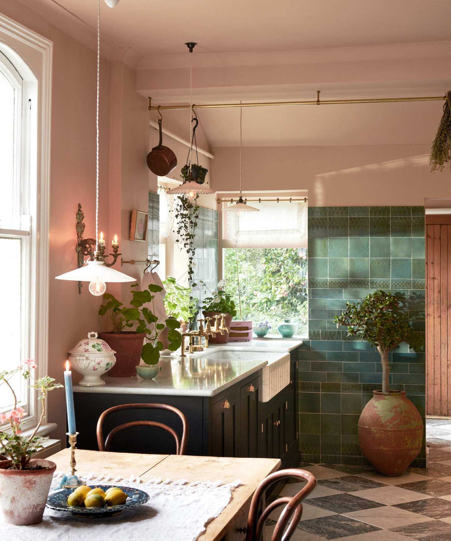 Pink and dark blue deVOL kitchen