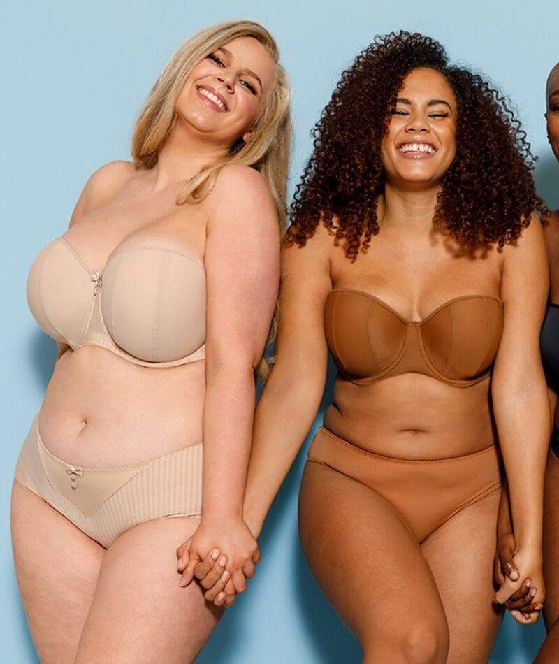 Understanding 40C tits Support for a Balanced Figure