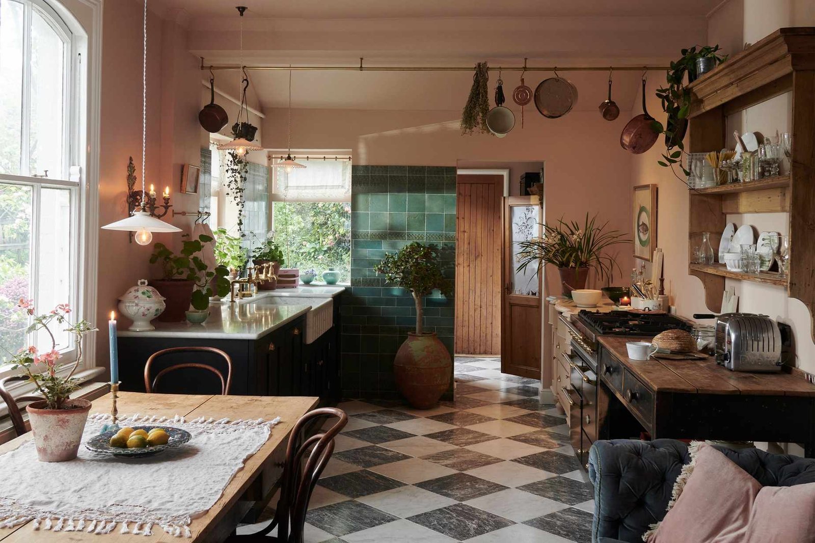 6 design tips we learnt from deVOL's Creative Director's colorful kitchen