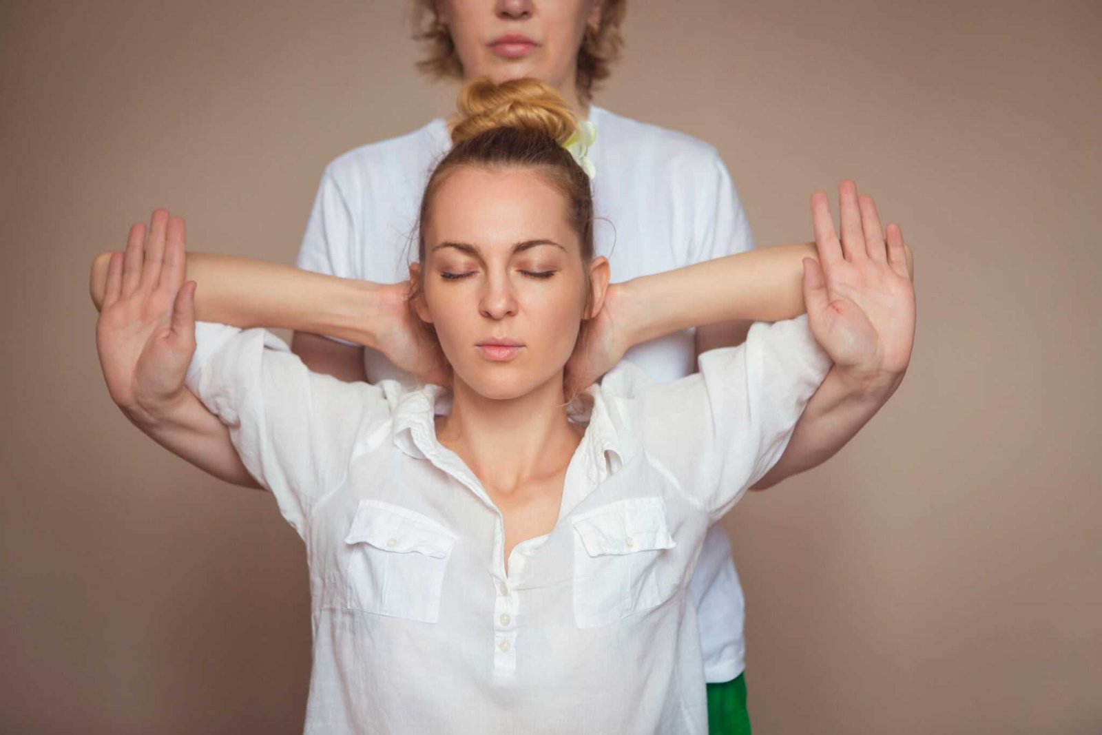A Week In Her Wallet: How A 41-Year-Old Chiropractor Balances Family Life and Finances