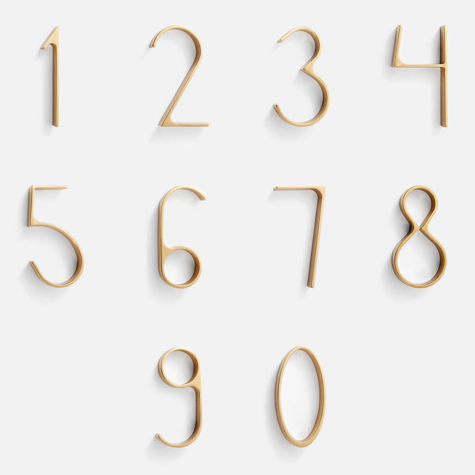 6" Warren House Number