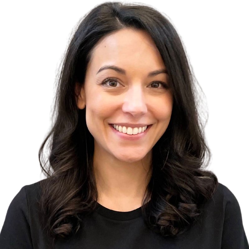 Headshot of Carolina Kazimierski against white background