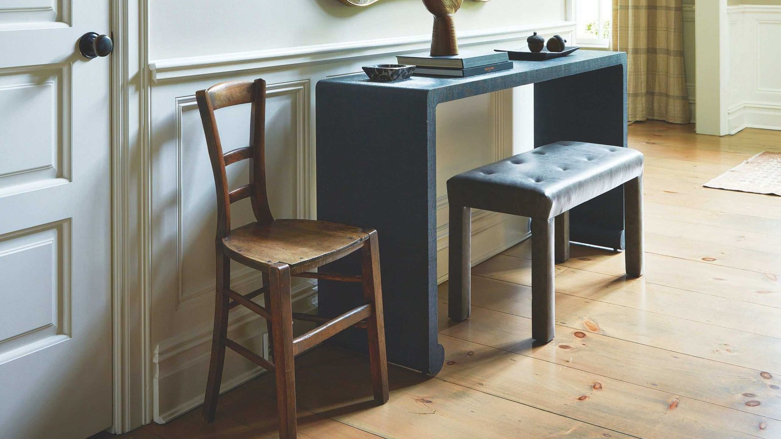 24 Slim Entryway Tables That Turn Even Cramped Hallways Into Clutter-Free Design Moments