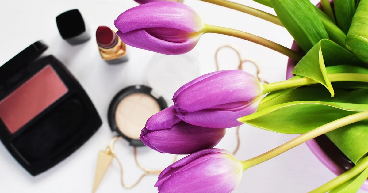 10 Aerin Shopping Hacks Frugal Shoppers Swear By