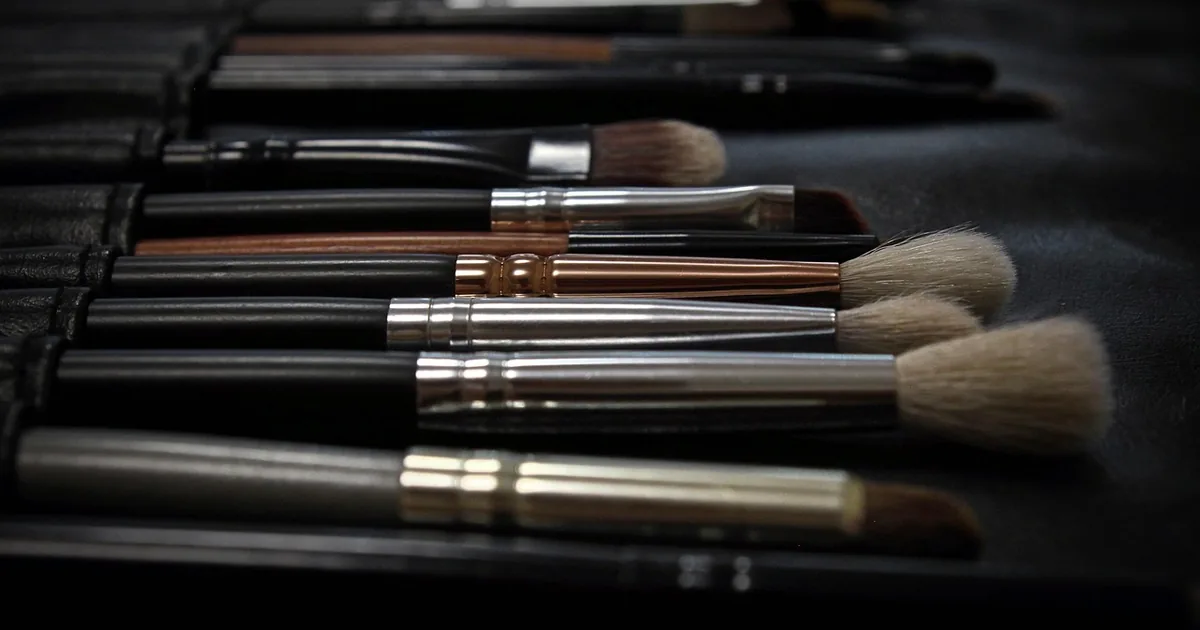 10 Benefit Cosmetics Shopping Hacks Frugal Shoppers Swear By