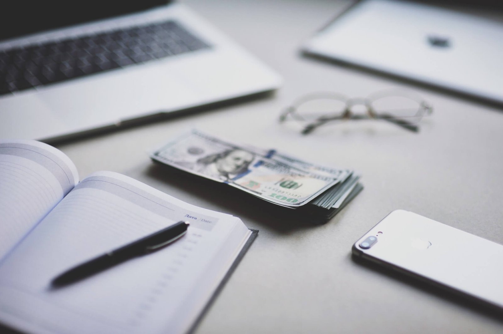What’s the Difference Between a CFP, CPA and CFA?