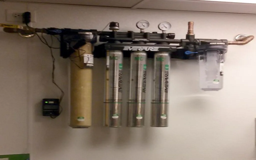 water filtration system installed under sink