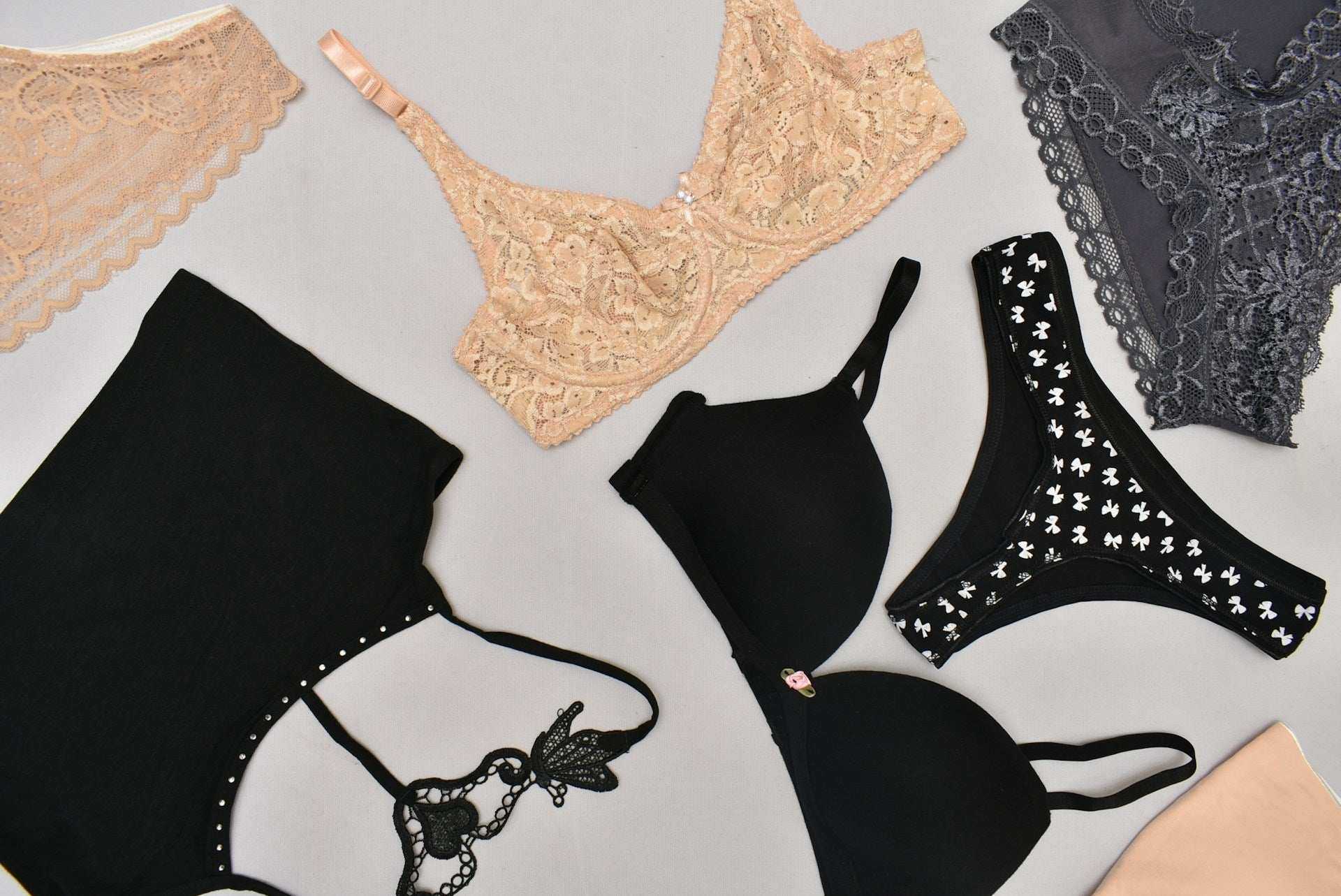 different types of bra and underwear styles