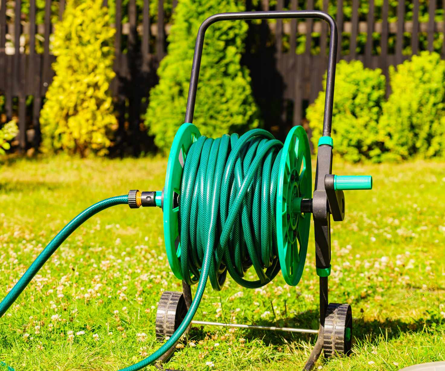 Garden hose reel