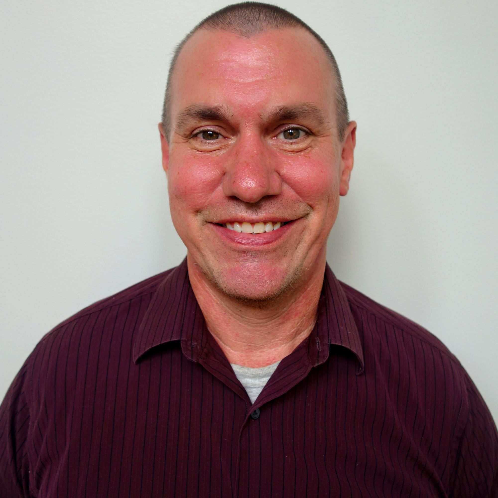 Headshot of David Bakke.