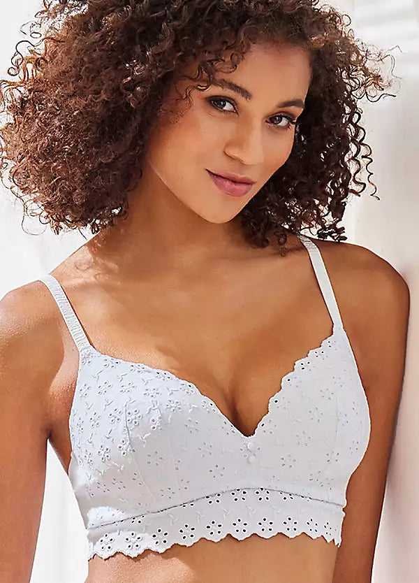 Understanding Bare Breast Sizes: A Guide to Fit
