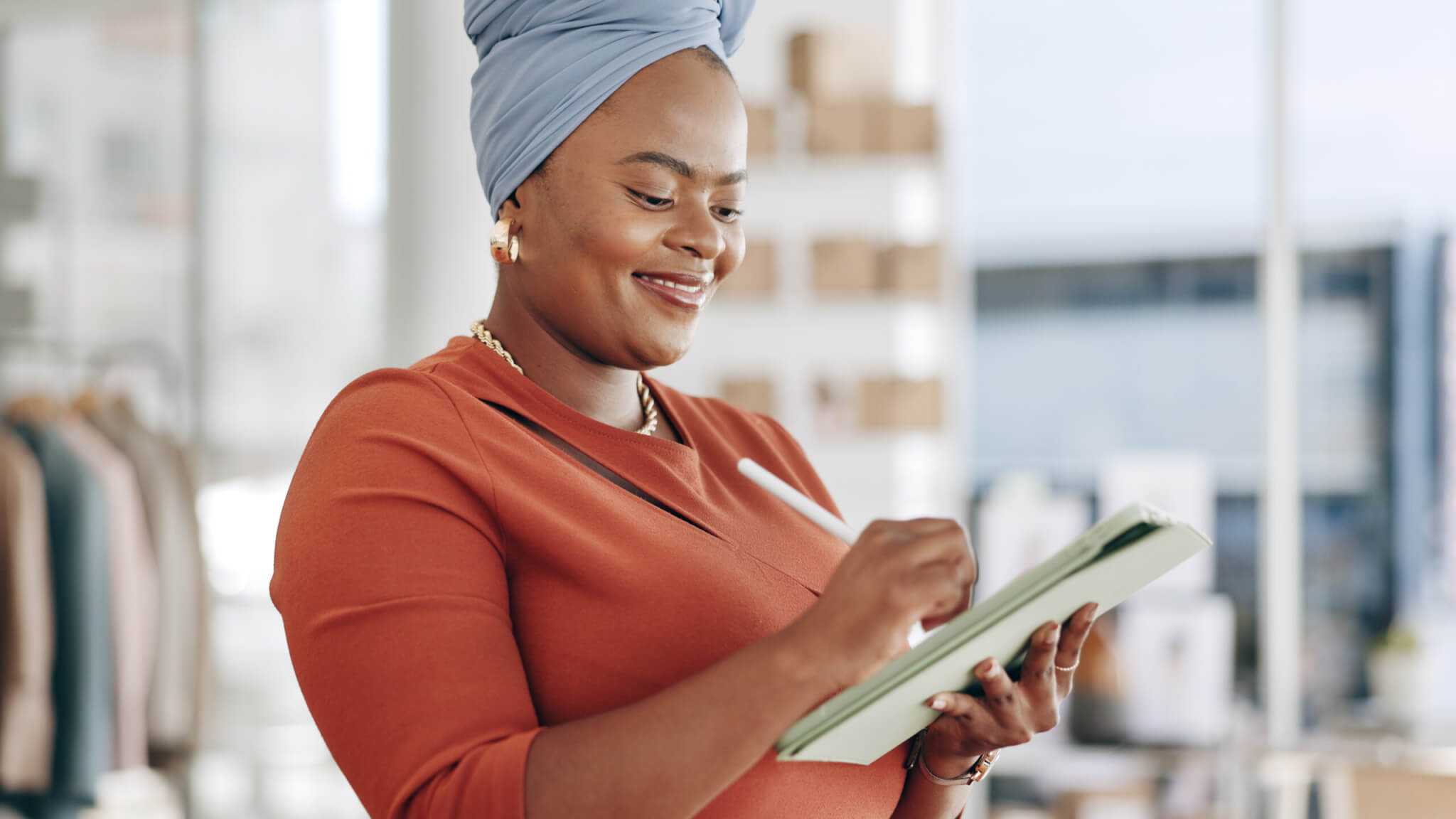7 Realistic Saving Goals You Can Accomplish In 2026