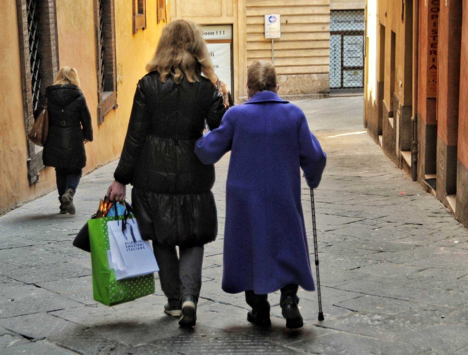 How To Manage Your Money: The Biggest Financial Mistakes Of Your 20s, 30s and 40s