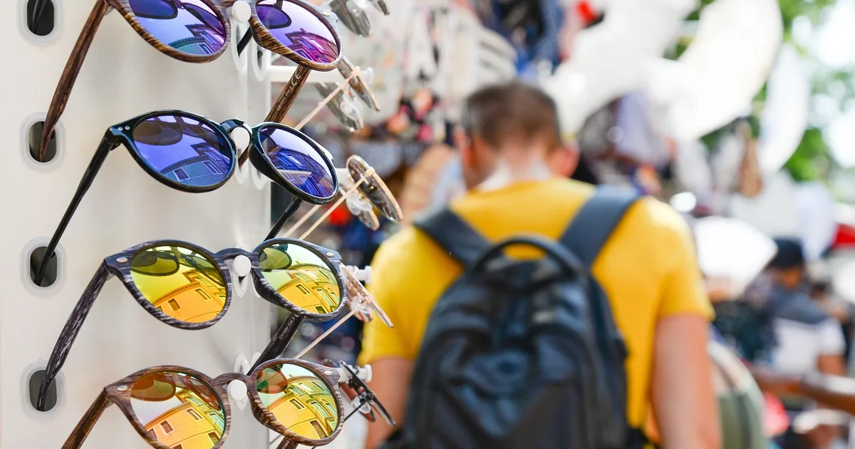 How to Get the Best Deal at DKNY: A Complete Fashion & Apparel Guide
