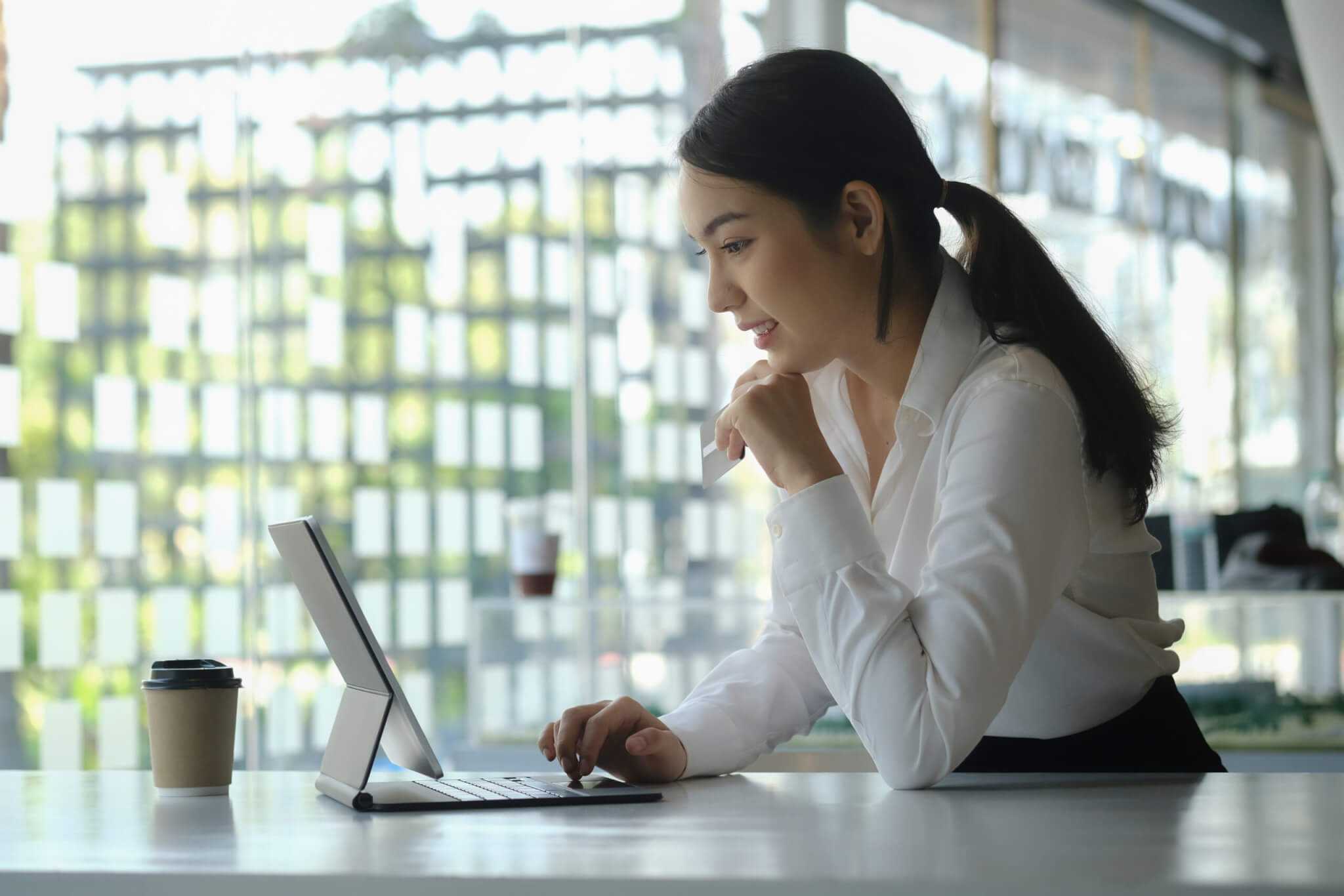 Online Shopaholic? Here Are 7 Ways To Stop