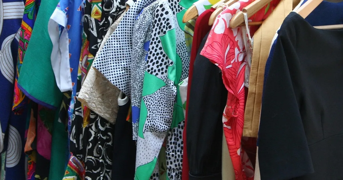 How to Get the Best Deal at Express: A Complete Fashion & Apparel Guide