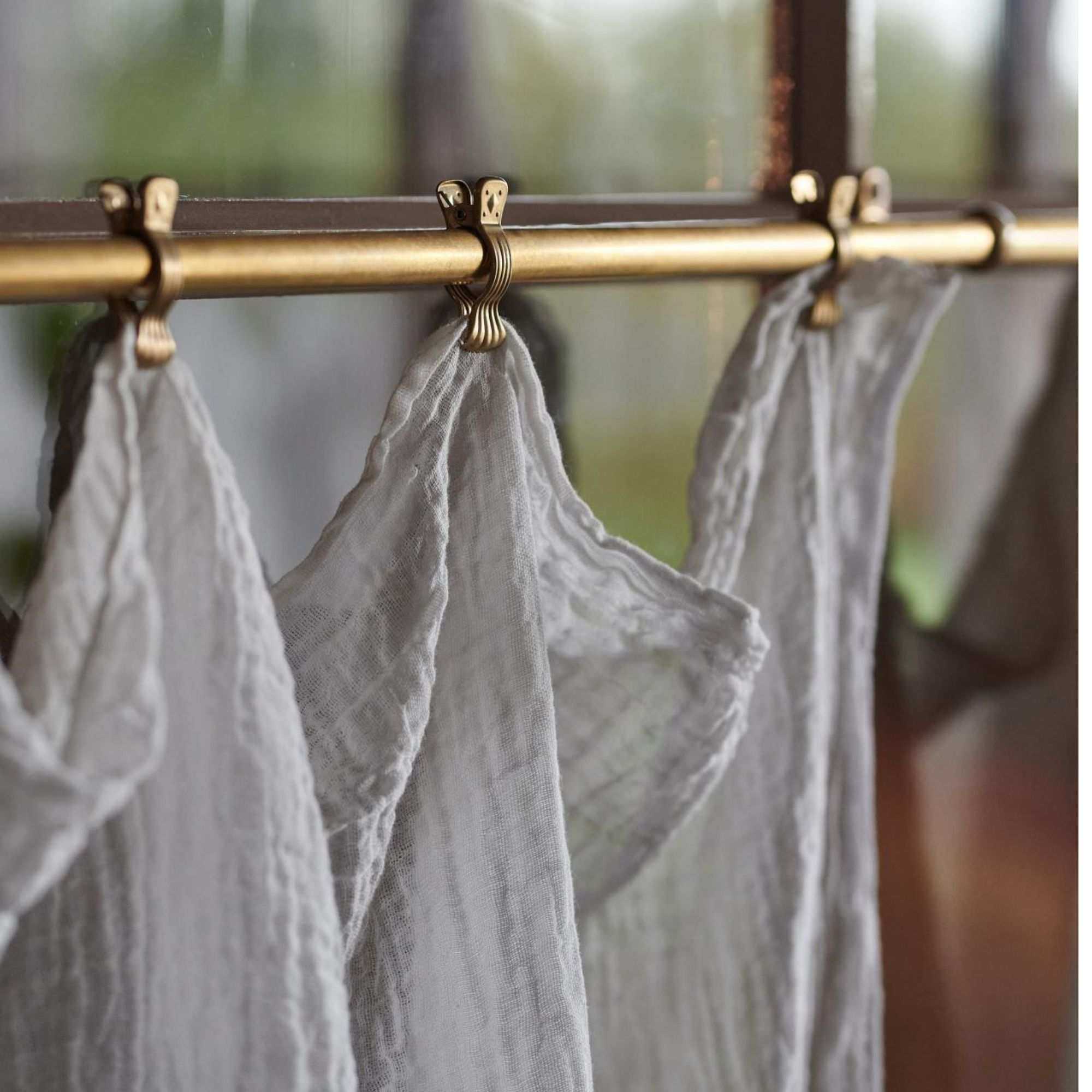 deVOL Aged Brass Caf&eacute; Curtain Rails