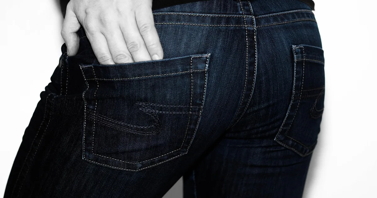 How to Get the Best Deals at Gap: An 11-Point Fashion Guide