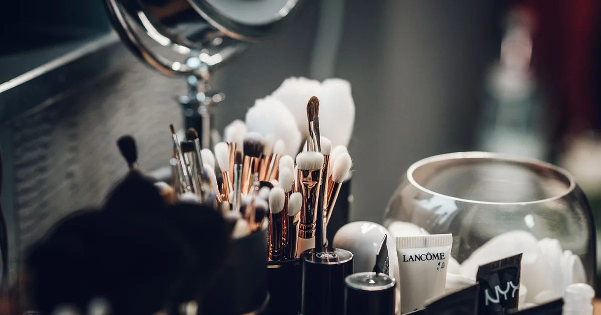 13 INIKA Organic Shopping Hacks Frugal Shoppers Swear By