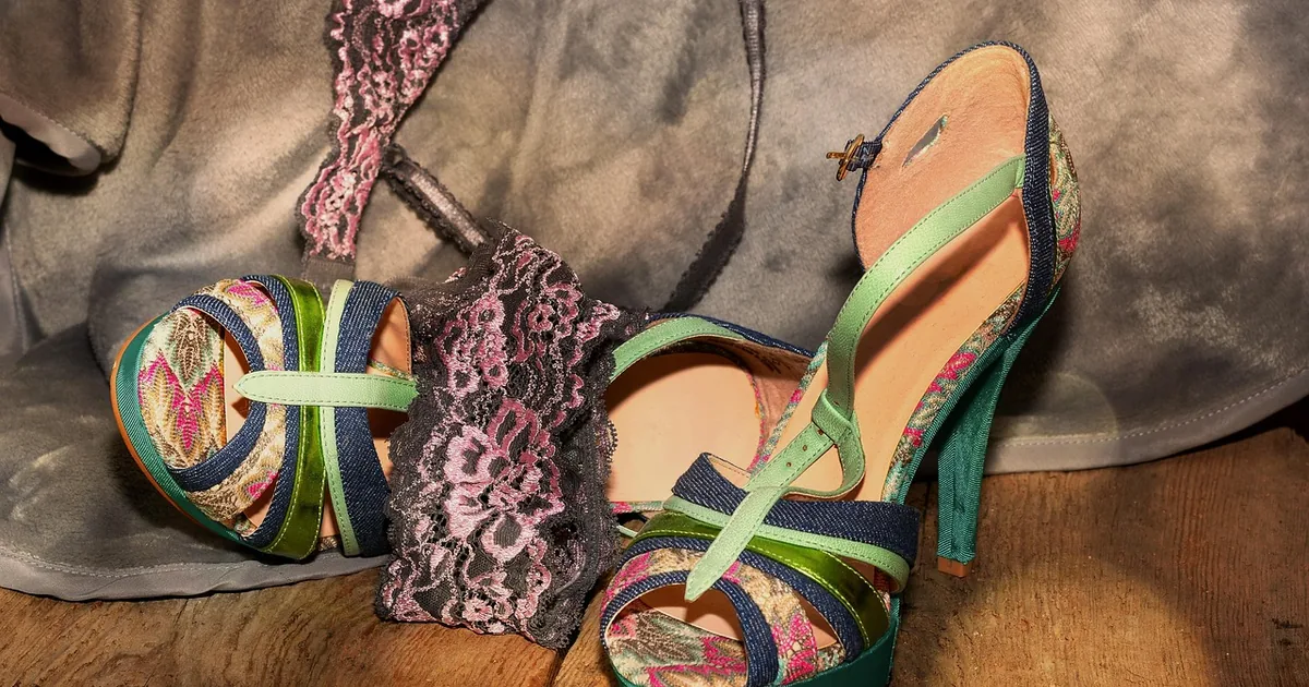 10 Leonisa Shopping Hacks Frugal Shoppers Swear By