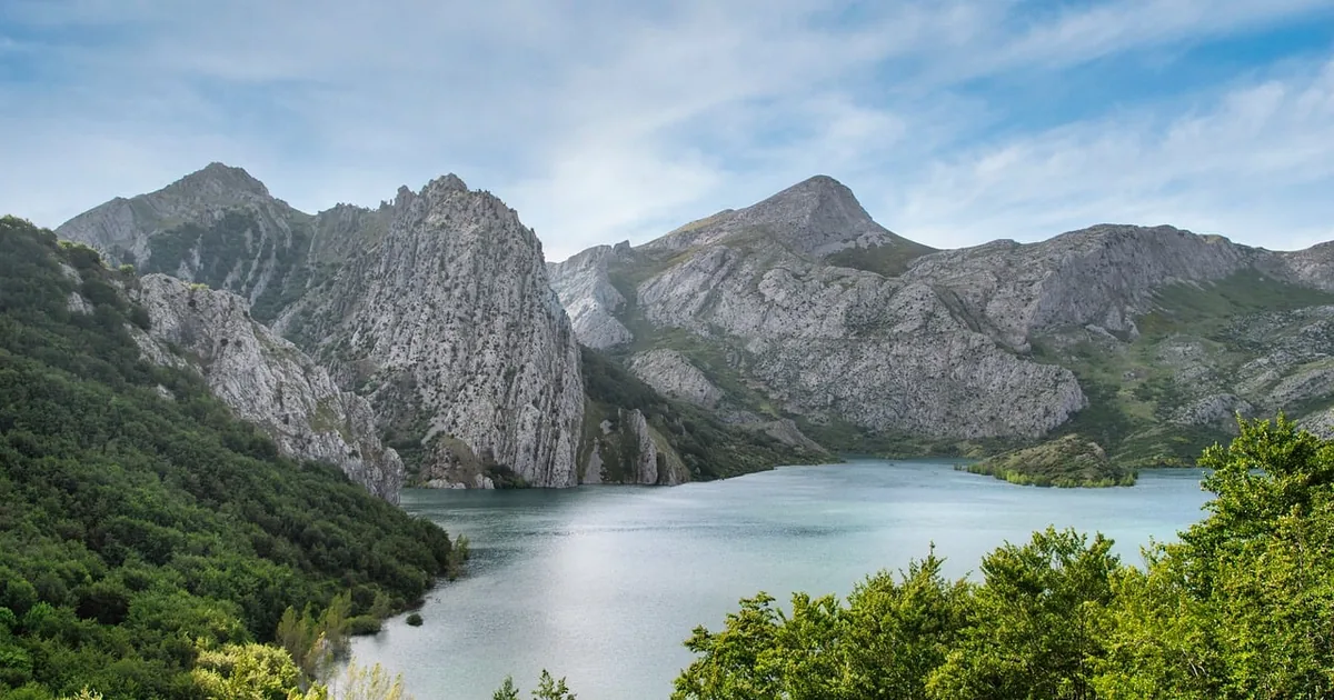 10 Mountain Hardwear Shopping Hacks Frugal Shoppers Swear By