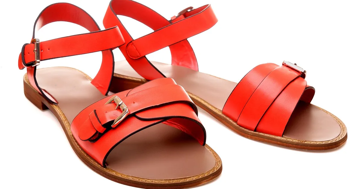 How to Get the Best Deal at Naturalizer: A Complete Fashion & Apparel Guide