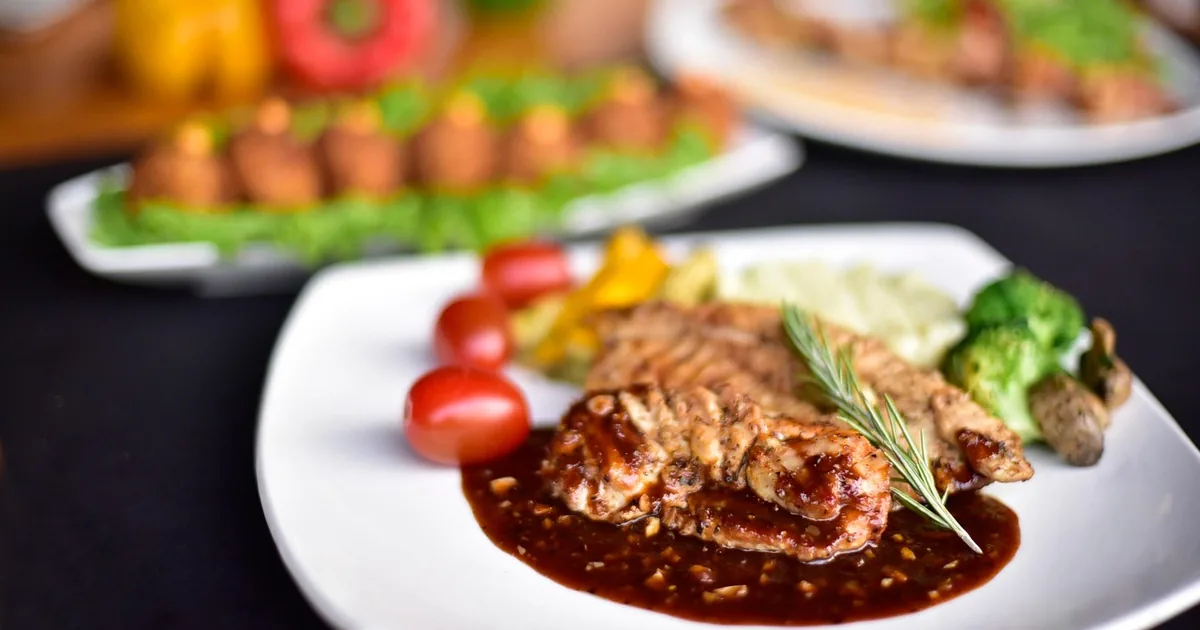 10 Olive Garden Shopping Hacks Frugal Shoppers Swear By