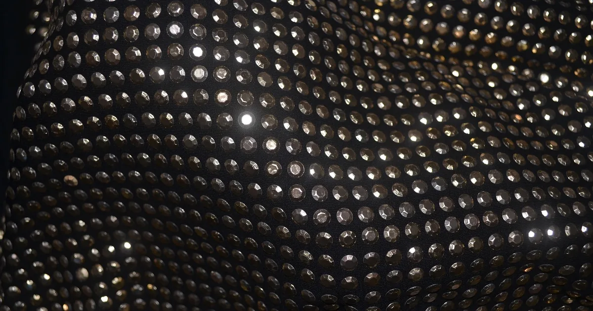 Where Smart Shoppers Find Queen of Sparkles Deals in 2026